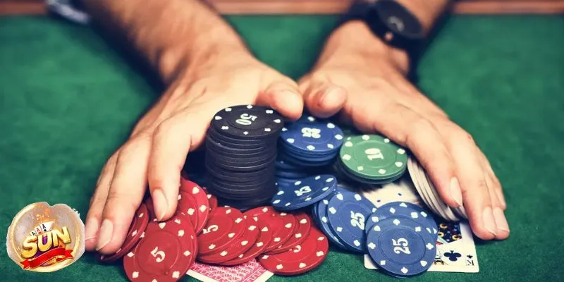 Poker là một loại hình giải trí không thể bỏ qua tại sảnh game bai Sunwin